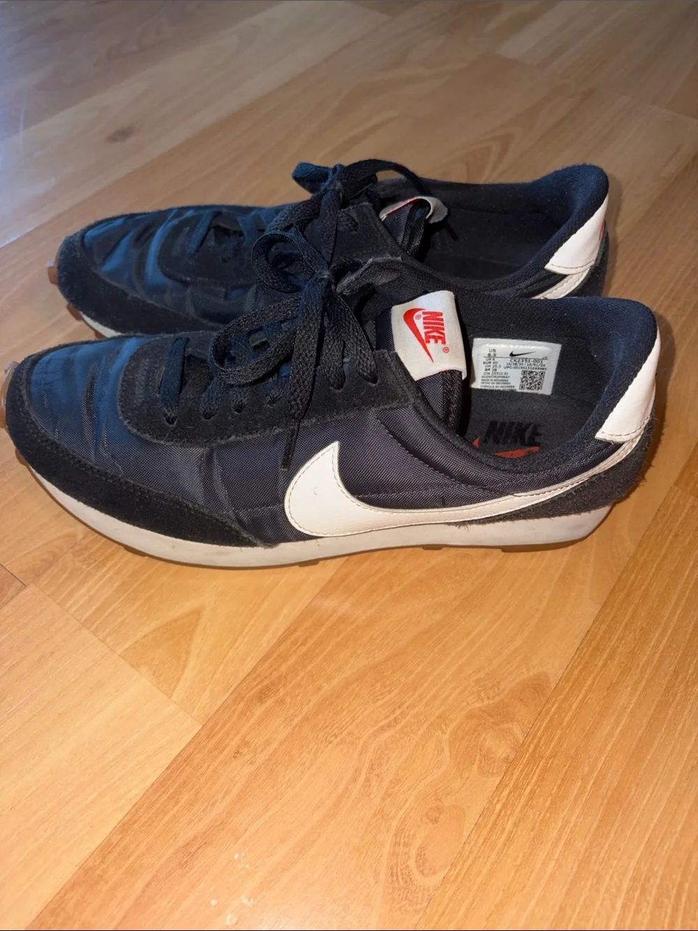 Women’s Nike Daybreak Sneaker
